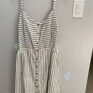 Summer ready striped linen dress from Old Navy XXL